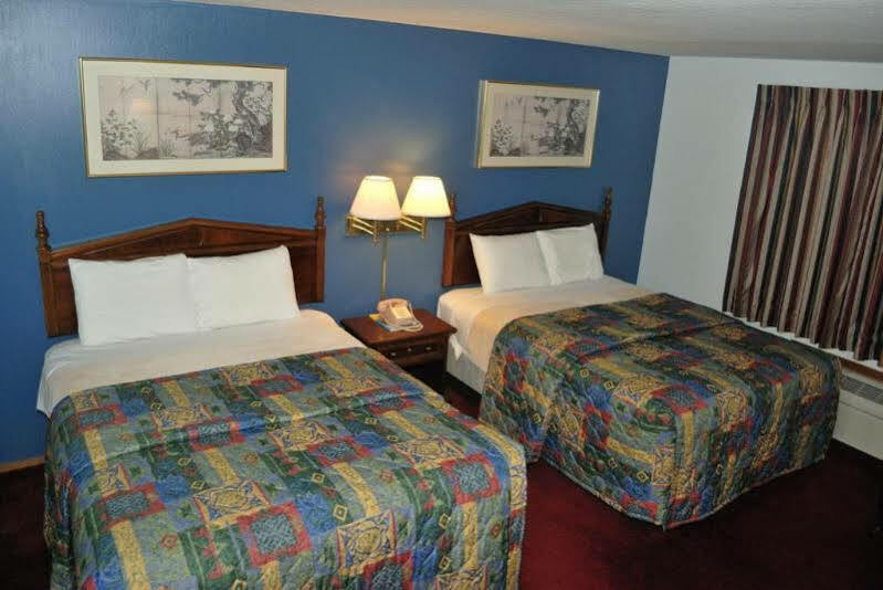Royal Inn Hudson I-94 Exterior photo
